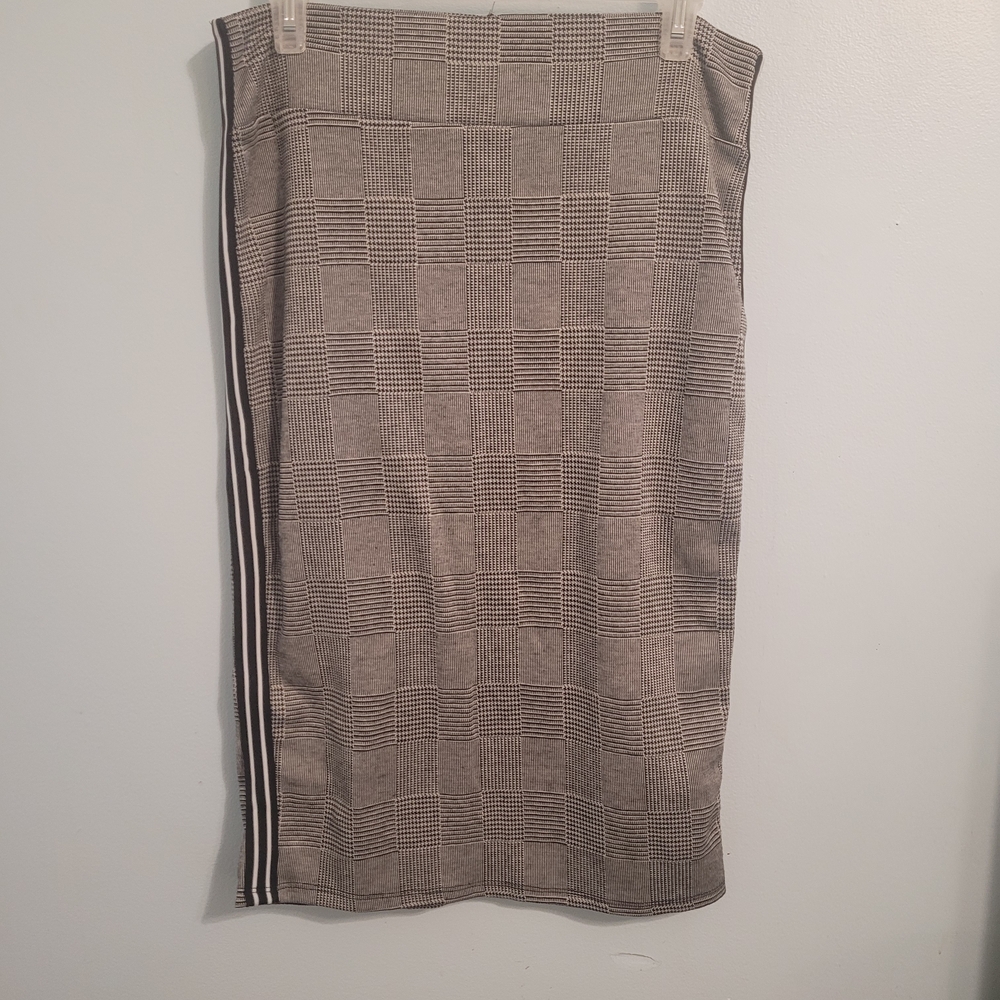 See You Monday Black and Gray Plaid Pencil Skirt